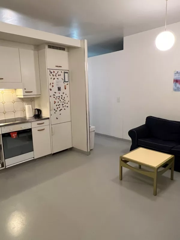 Chambre en colocation pour une prs. (minimum 14m2)